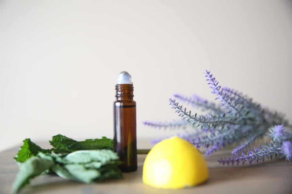 A Fresh, Clean Spring Blend: Lemon Lavender Peppermint Roller