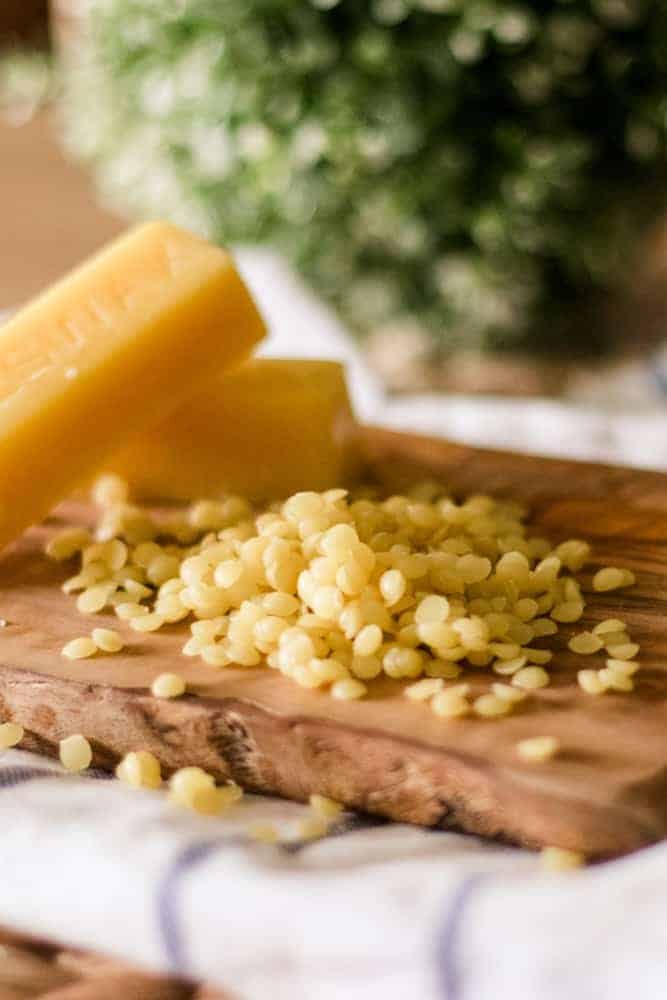 15+ Creative Ways: to Use Beeswax