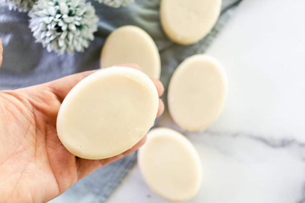 Coconut Milk: Soap Recipe