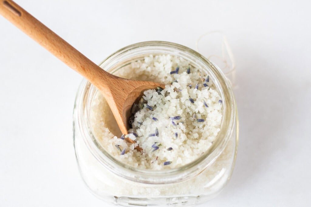 A Relaxing Foot Soak for Tired Feet: Detox Foot Bath