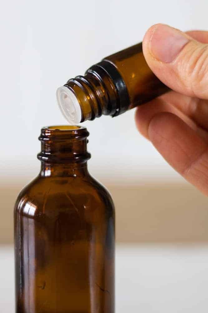 adding essential oils to face serum recipe
