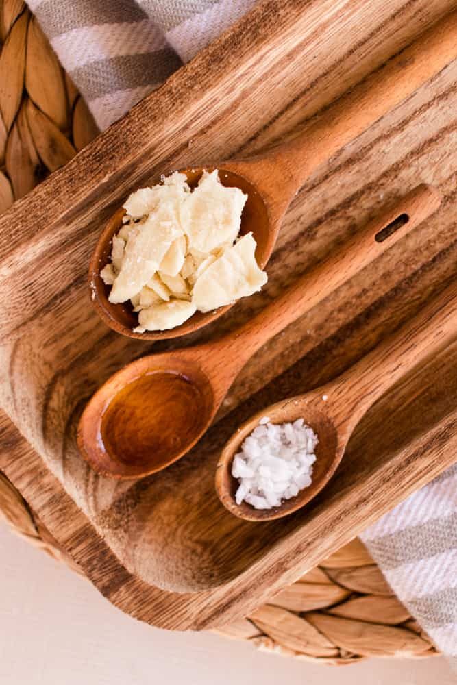 The raw ingredients to make diy blush cream.