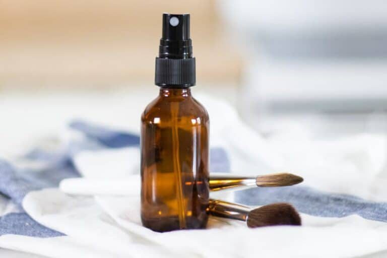 DIY Facial Toner: with Natural Ingredients