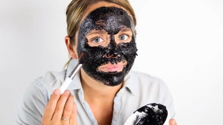 DIY Charcoal: Peel-Off Mask