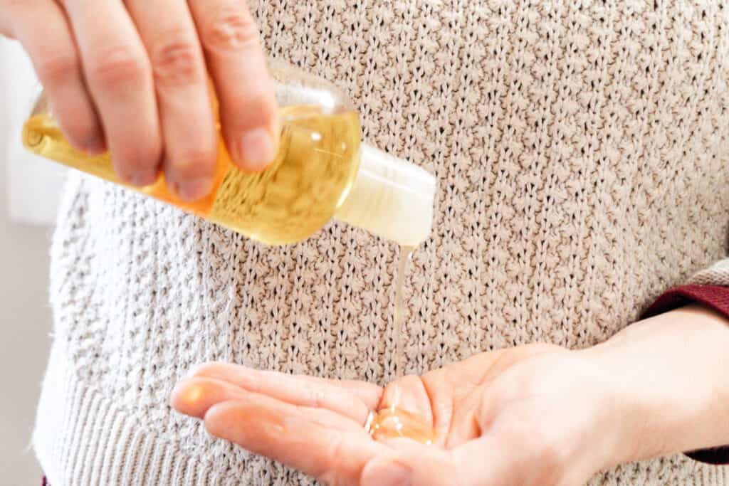 How to Make a DIY: Shower Oil For Silky Smooth Skin