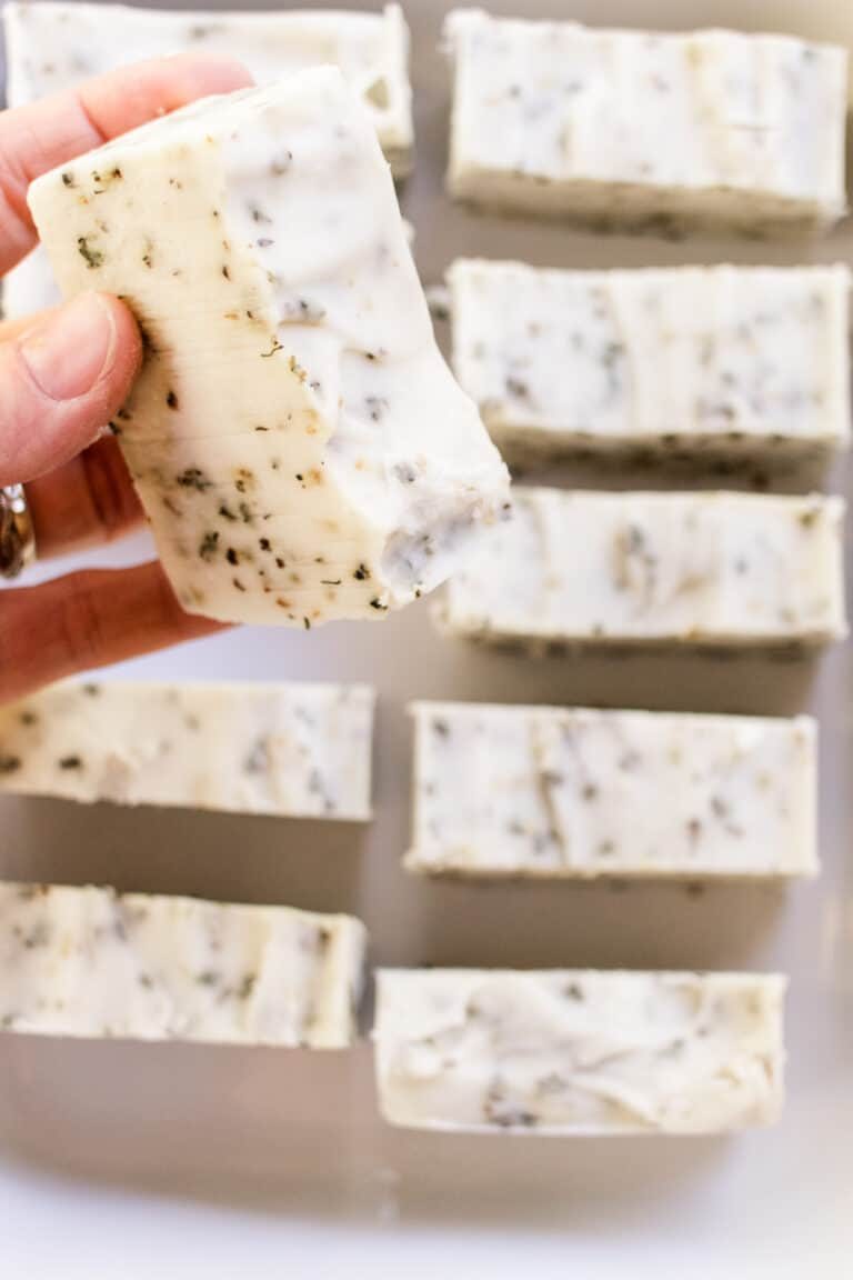How to Make Herbal: Soap with Dried Herbs