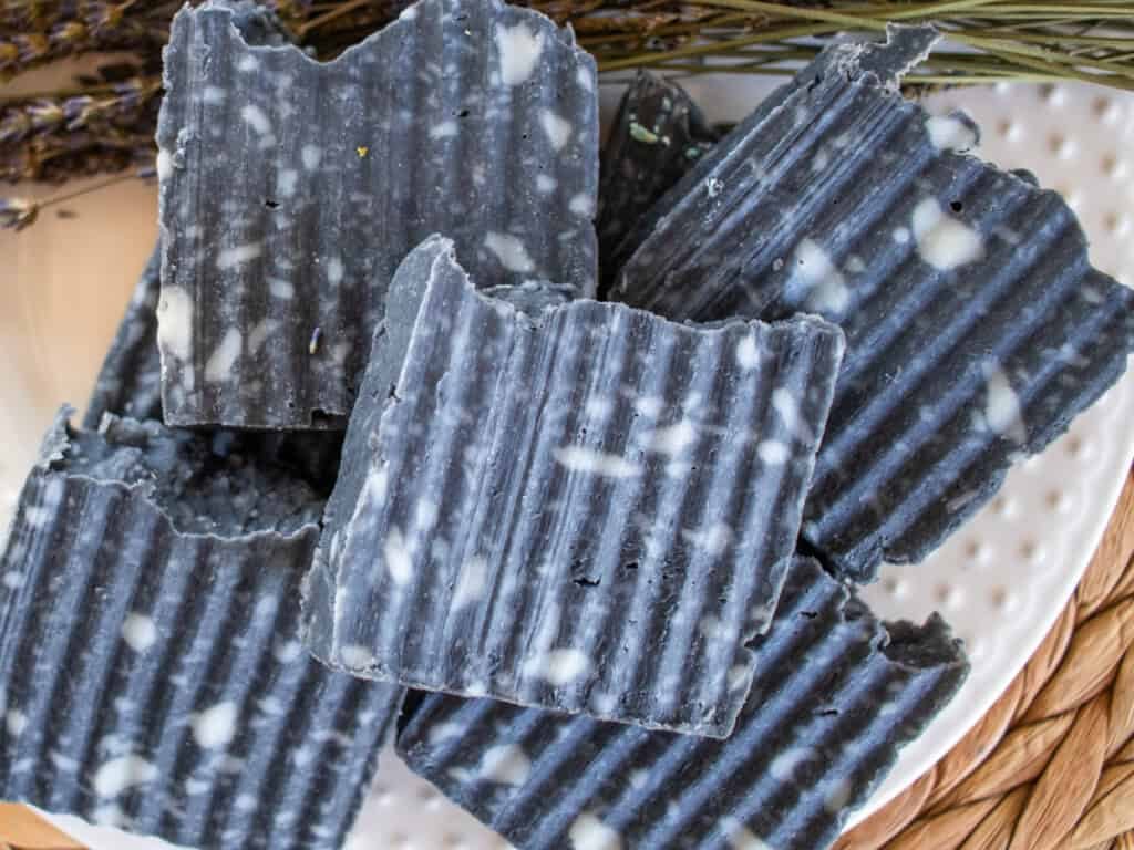 Activated Charcoal: Soap Recipe