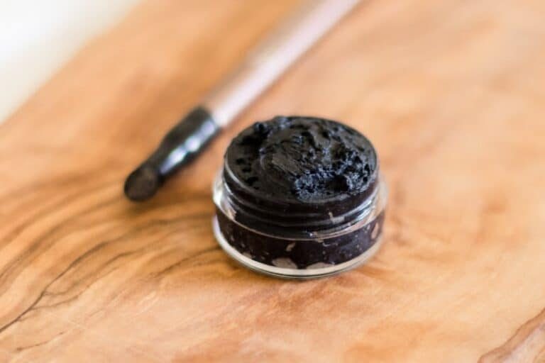 How to: Make Eyeliner