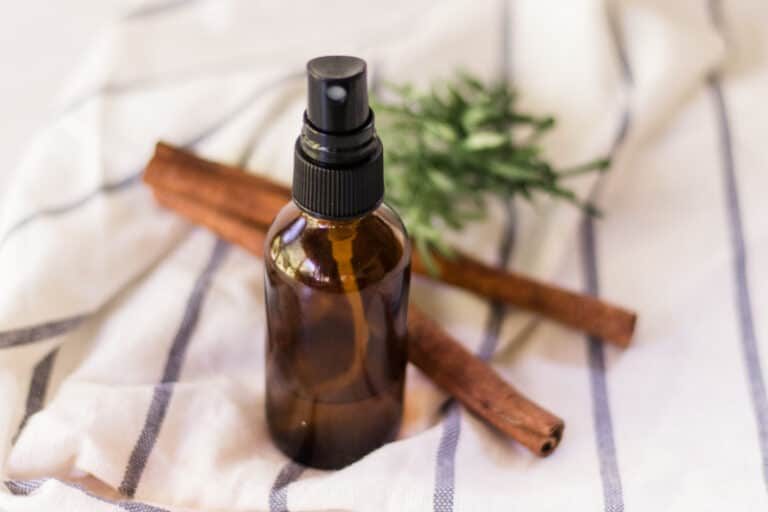 Homemade Mouth: Freshener Spray