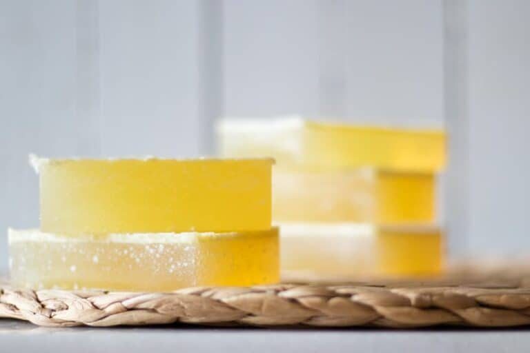 How to Make: a Shampoo Bar