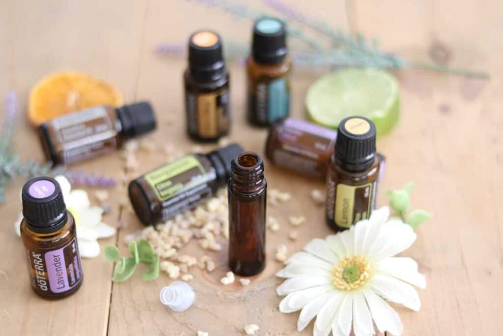 Our Favorite Roller and Diffuser Blends to Unwind: Calming Essential Oils