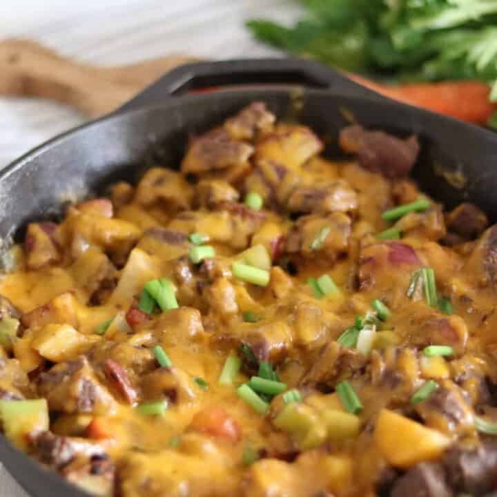 Sharp cheddar cheese, deer steak, red potatoes, carrots, celery, and onion one dish healthy meal recipe.