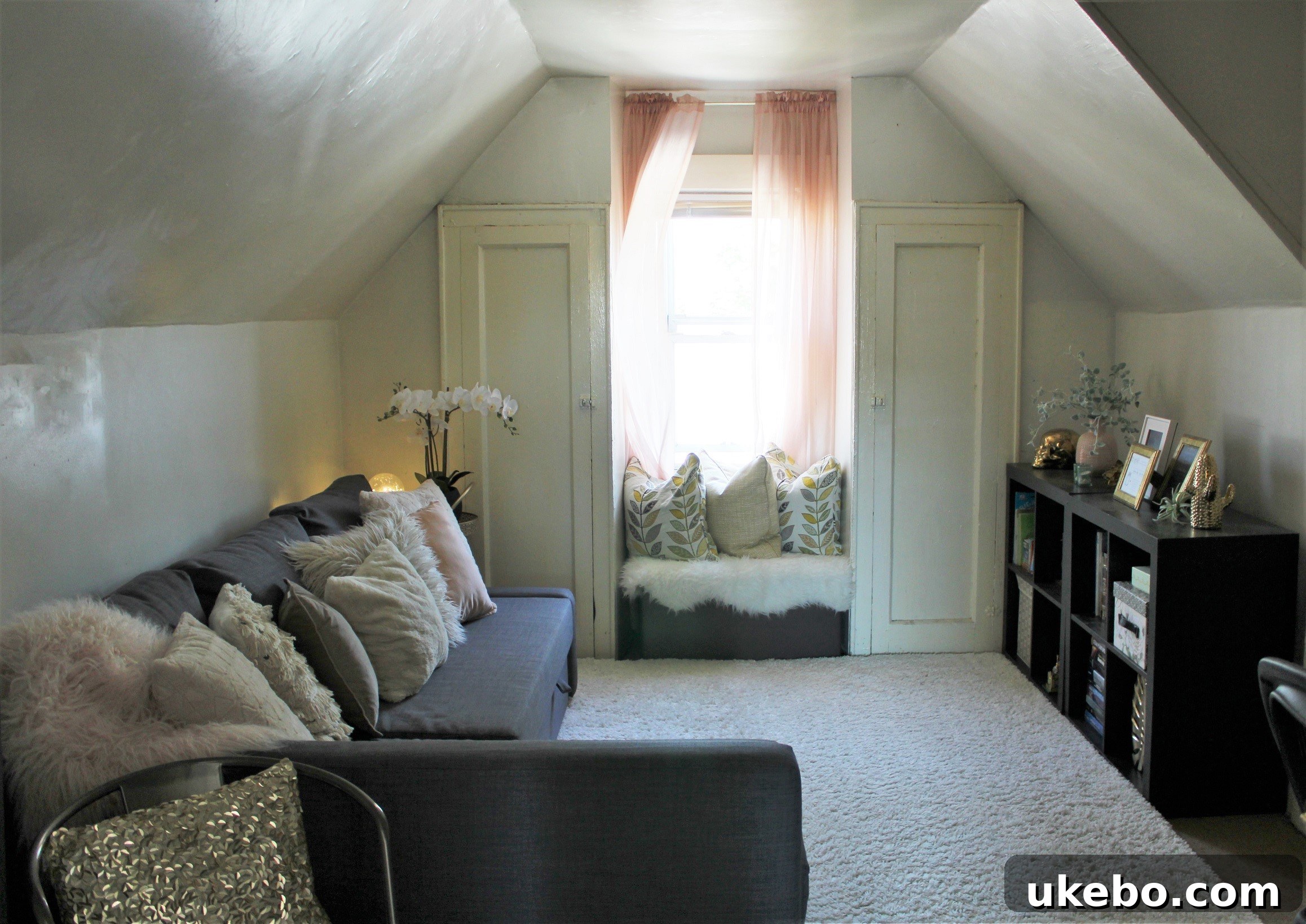 Nusaiba's beautifully styled interior showcasing a rich mix of textures and accessories.