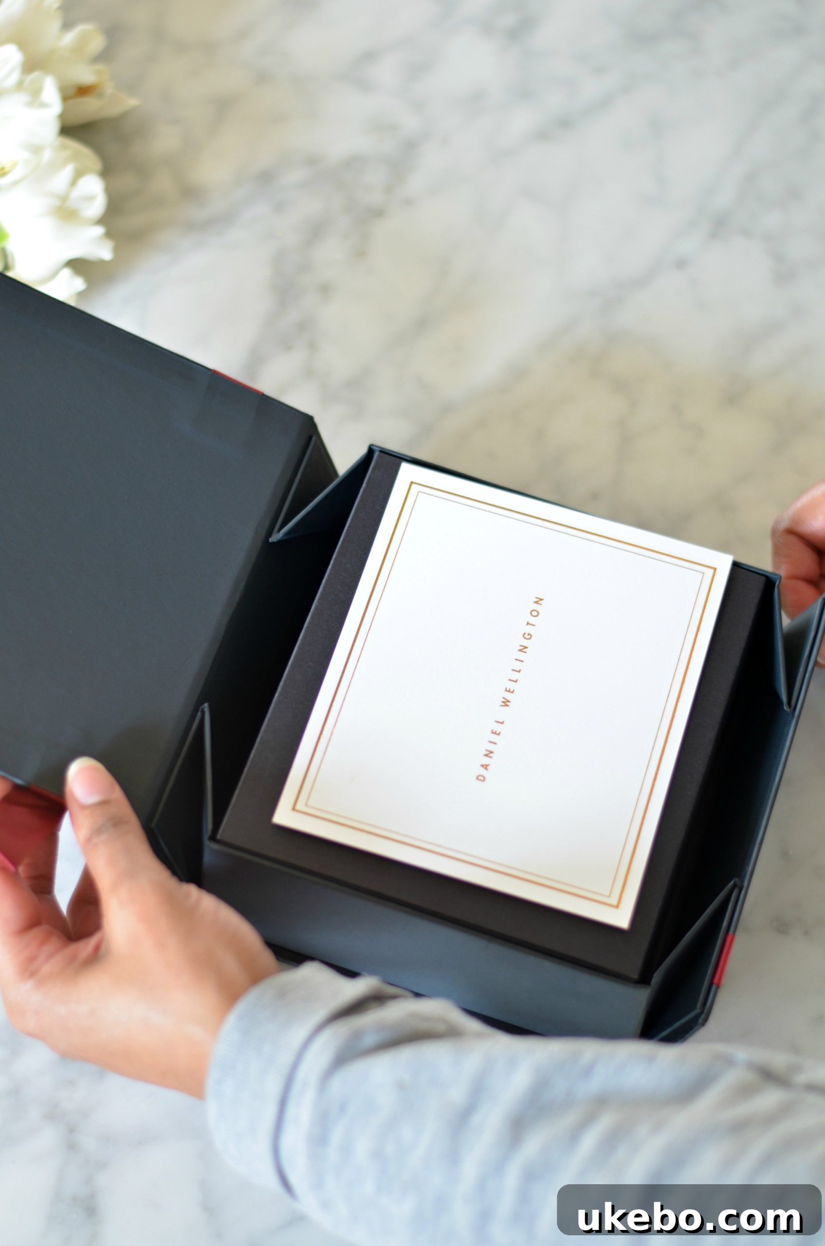 Daniel Wellington: Time to Love 5 Close-up of a Daniel Wellington watch