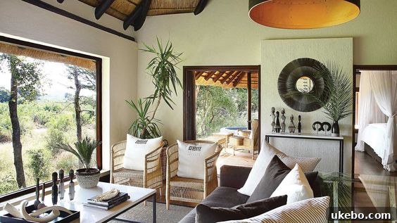 Safari lodge bedroom showcasing woven textures and minimalist design