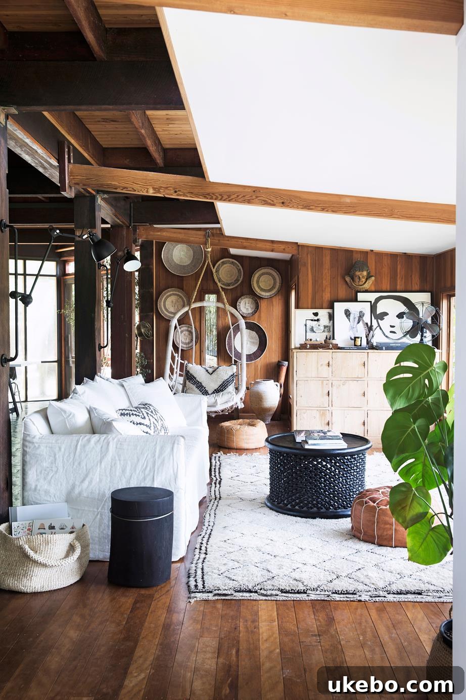 Elegant living room with natural materials and soft neutral palette