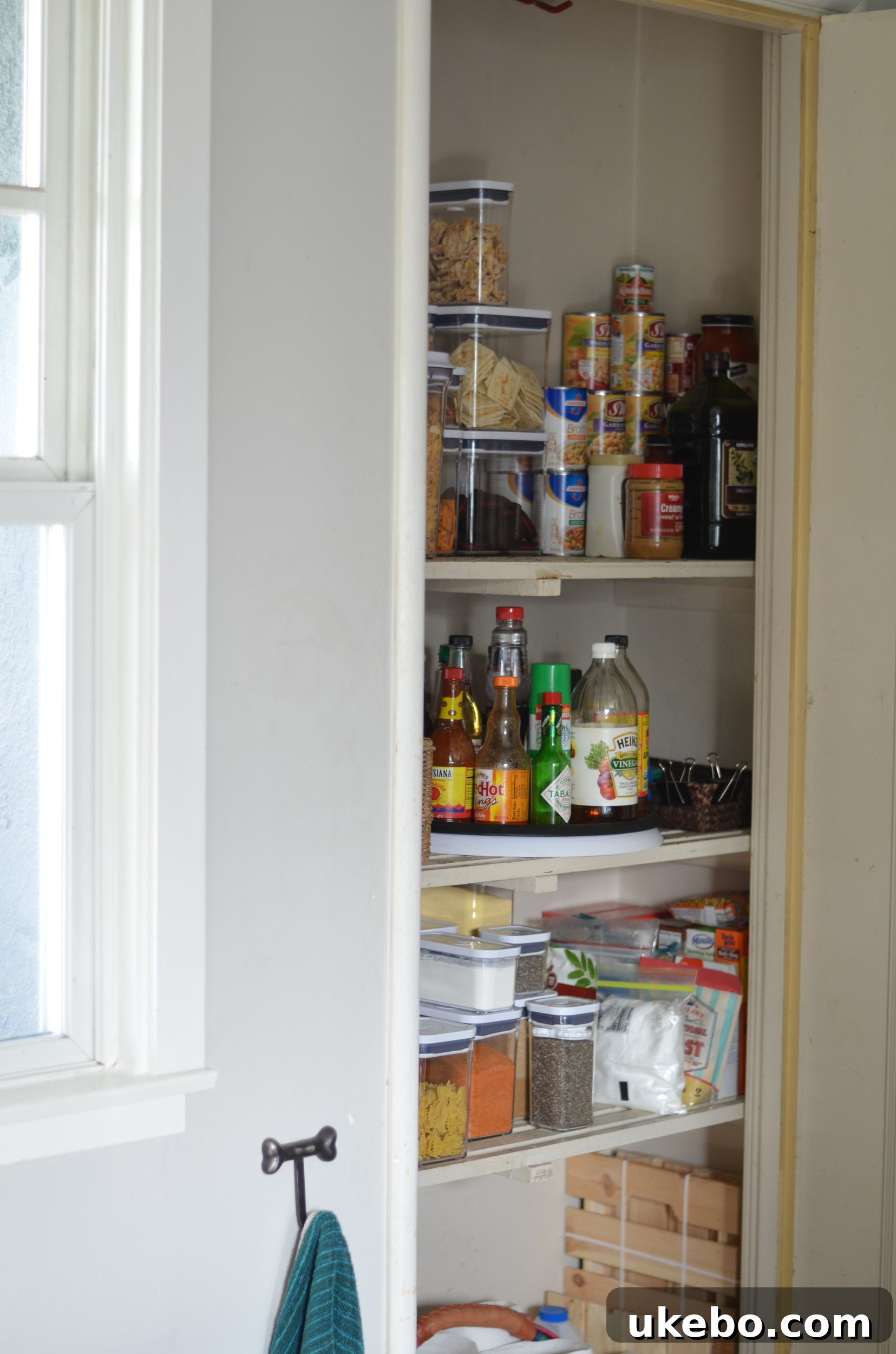 Final wide shot of the refreshed and organized pantry space