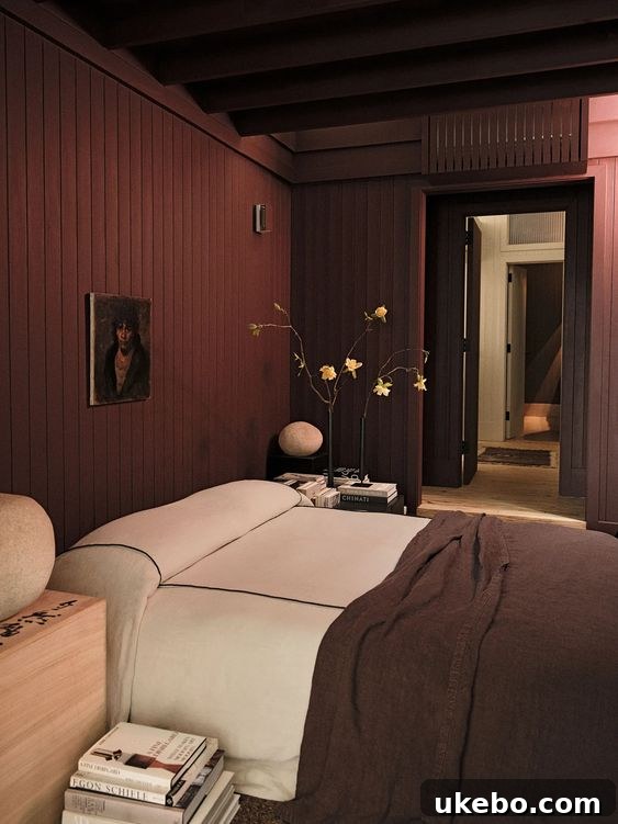Bedroom showcasing simple lines and raw materials.
